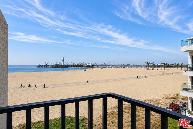 1140 E Ocean Boulevard 235