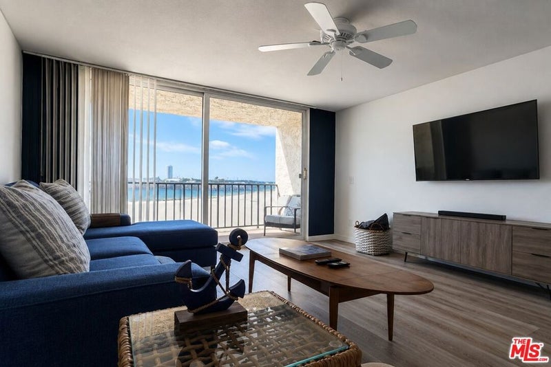 1140 E Ocean Boulevard 235