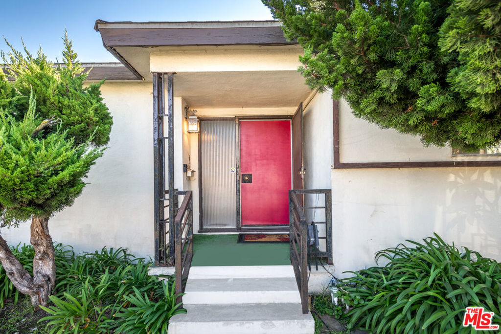 4506 Grand View Boulevard