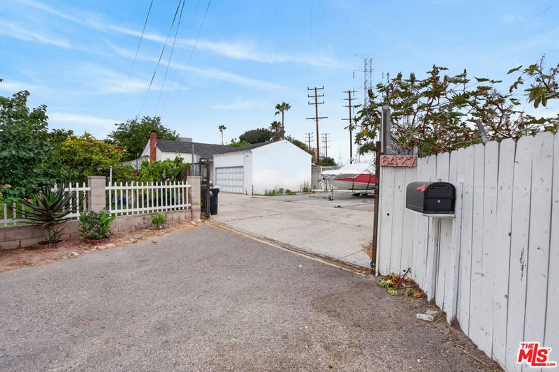 6427 Klump Avenue