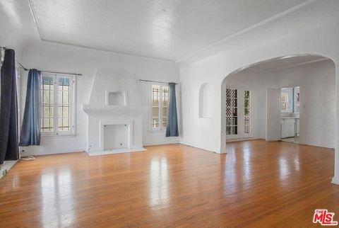 712 S Stanley Avenue Los Angeles CA 90036