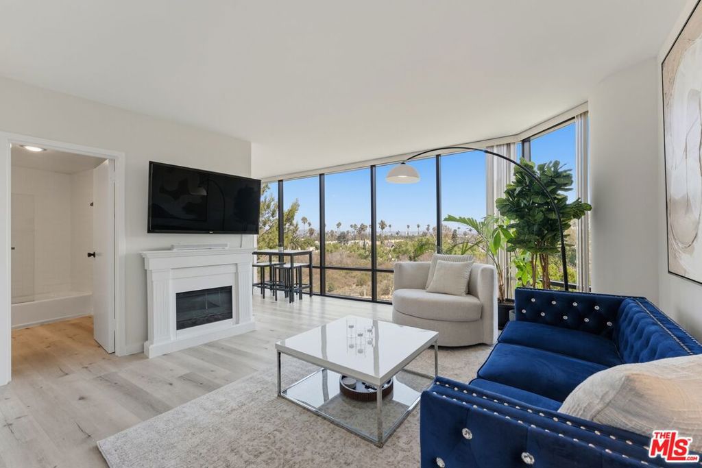 4316 Marina City Dr 310G