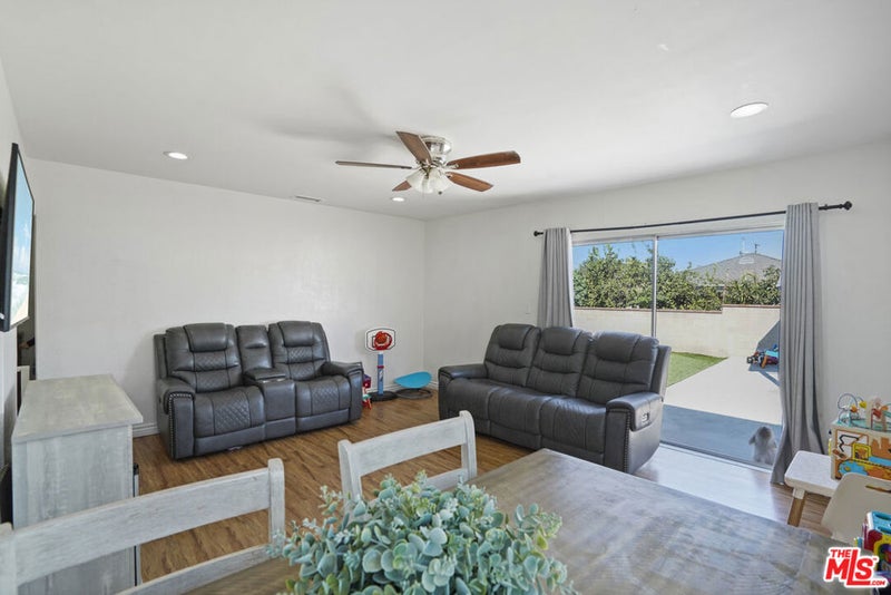 3641 Greenglade Avenue