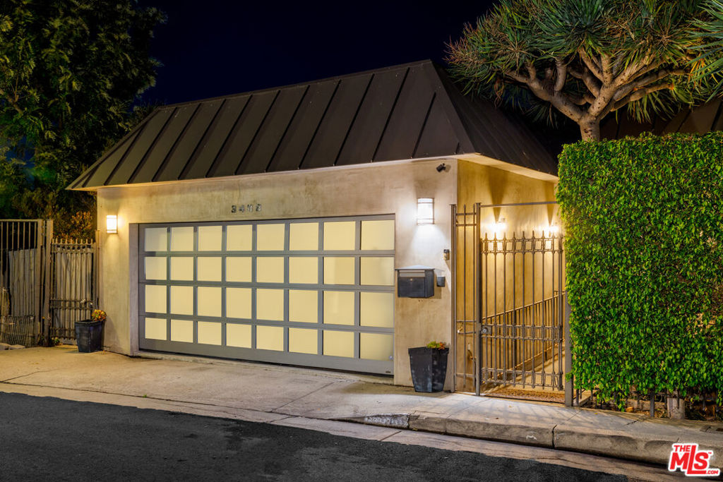 3488 Troy Drive