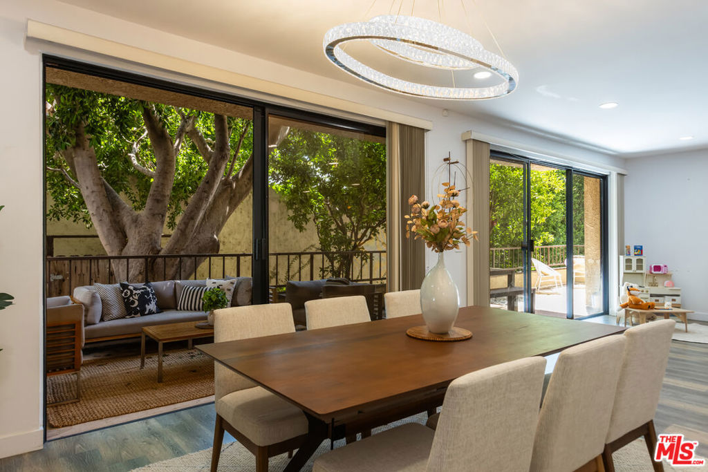 1210 N Kings Road 101