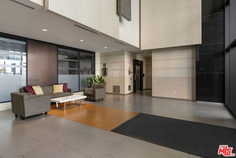1234 Wilshire Boulevard 115