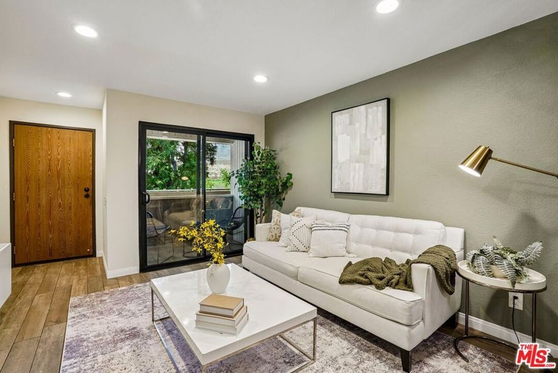 685 N Ashurst Court 203