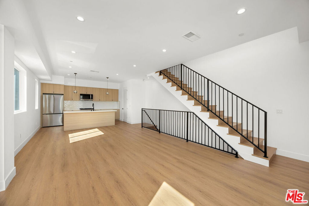 6239 Banner Avenue 1-2