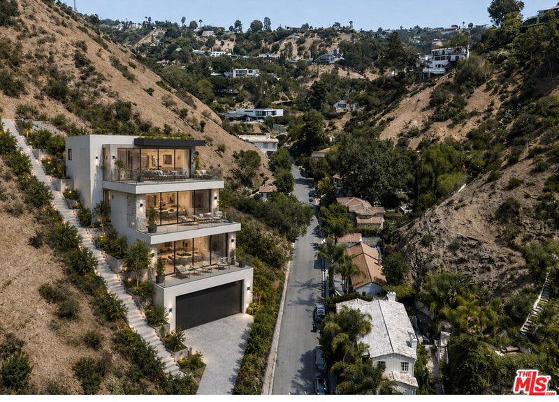 2133 Outpost Drive