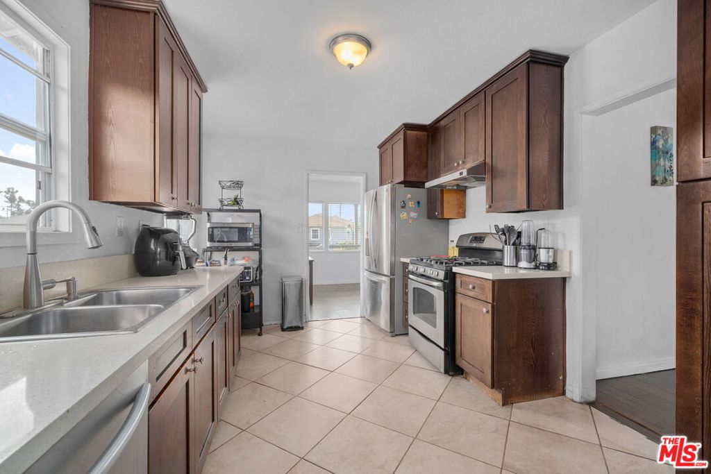 3311 W 115th Street