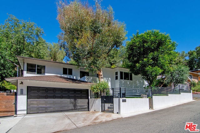 5005 Calderon Road, Los Angeles