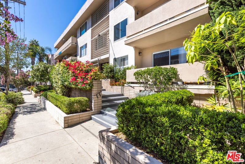 1955 Tamarind Avenue 2