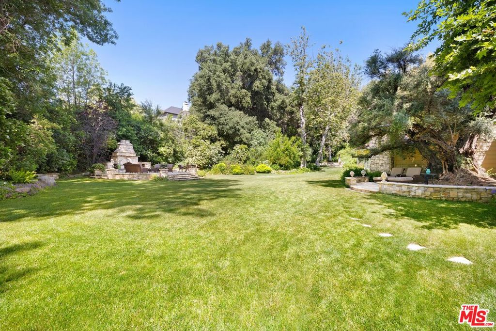 Properties 3 4535 Vanalden Avenue