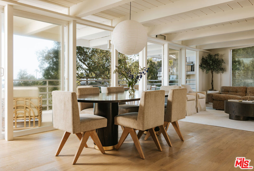 8448 Franklin Avenue