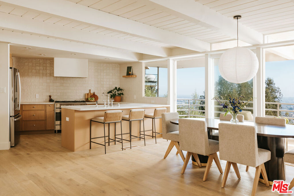 8448 Franklin Avenue