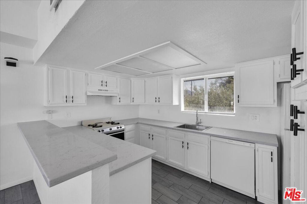 74077 Cactus Drive