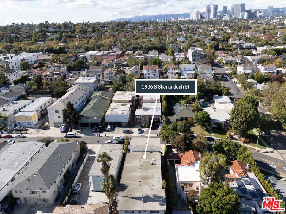 1906 S Shenandoah Street