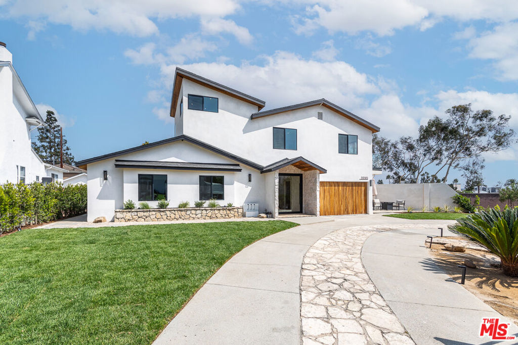 2220 Wellington Road