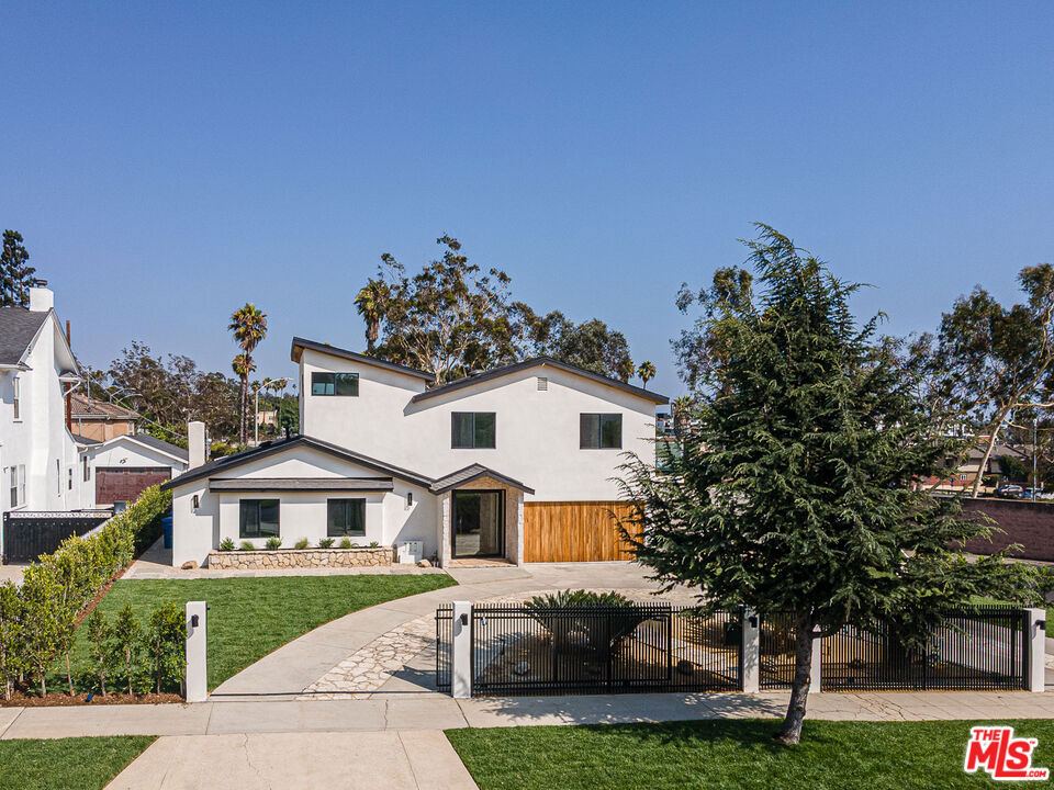 2220 Wellington Road