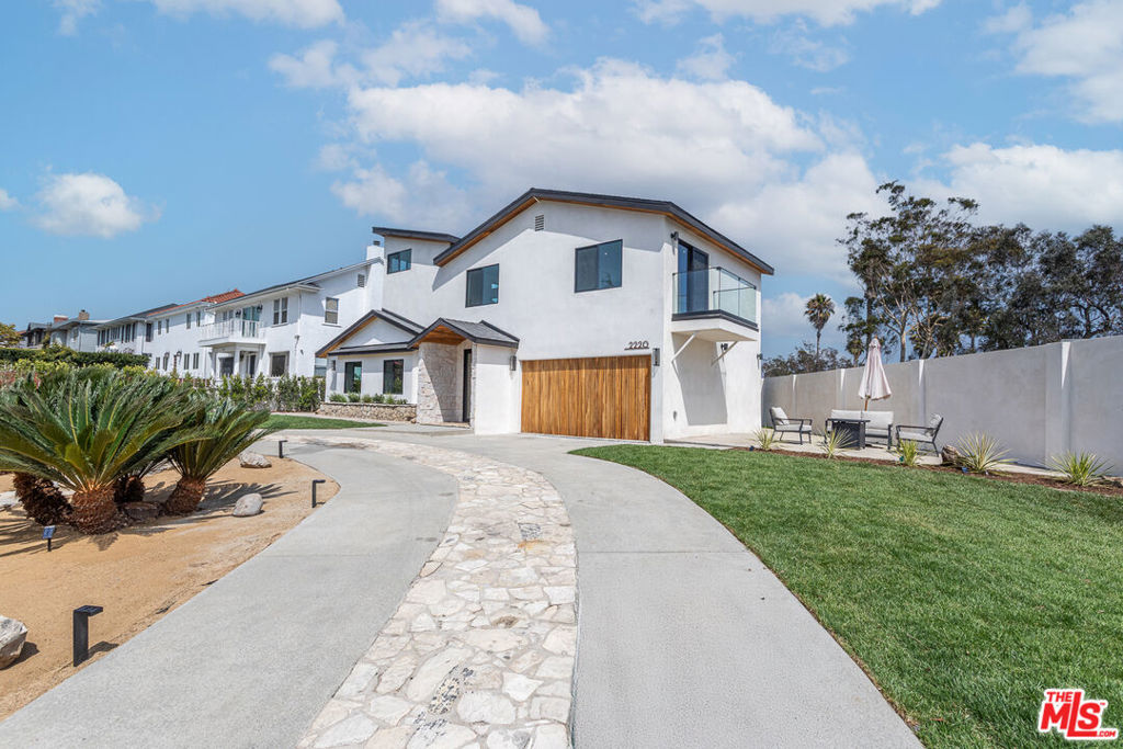 2220 Wellington Road