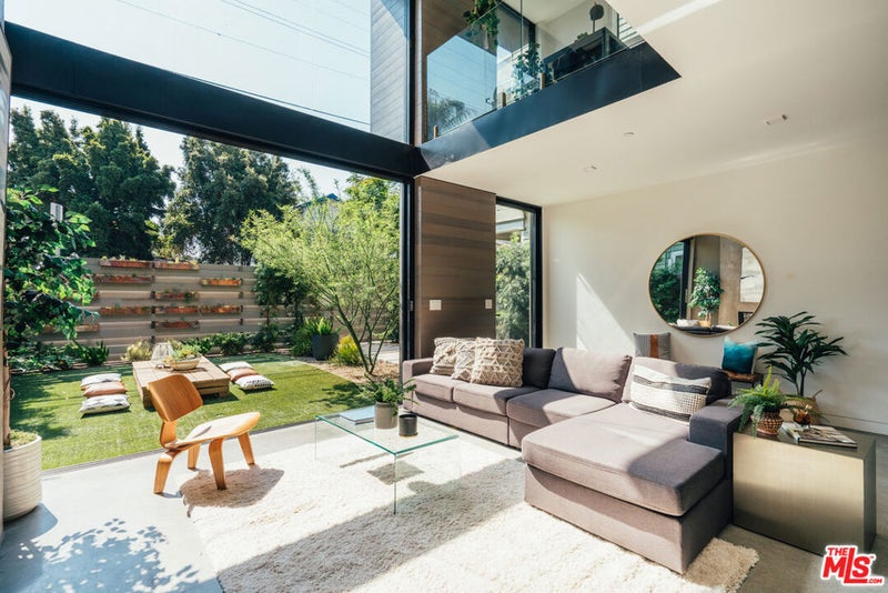 213 Horizon Avenue