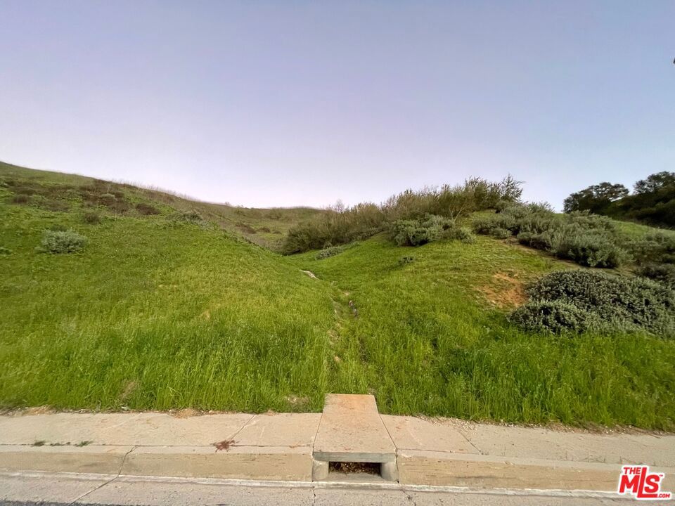 27306 Oak Summit Road