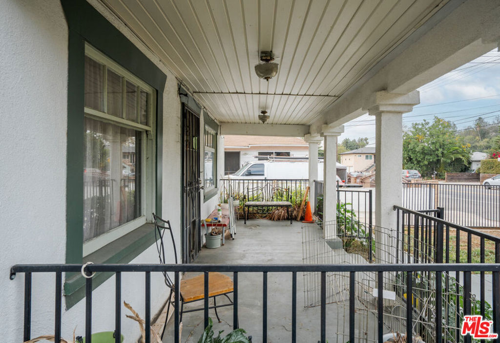 1334 1336 Yosemite Drive