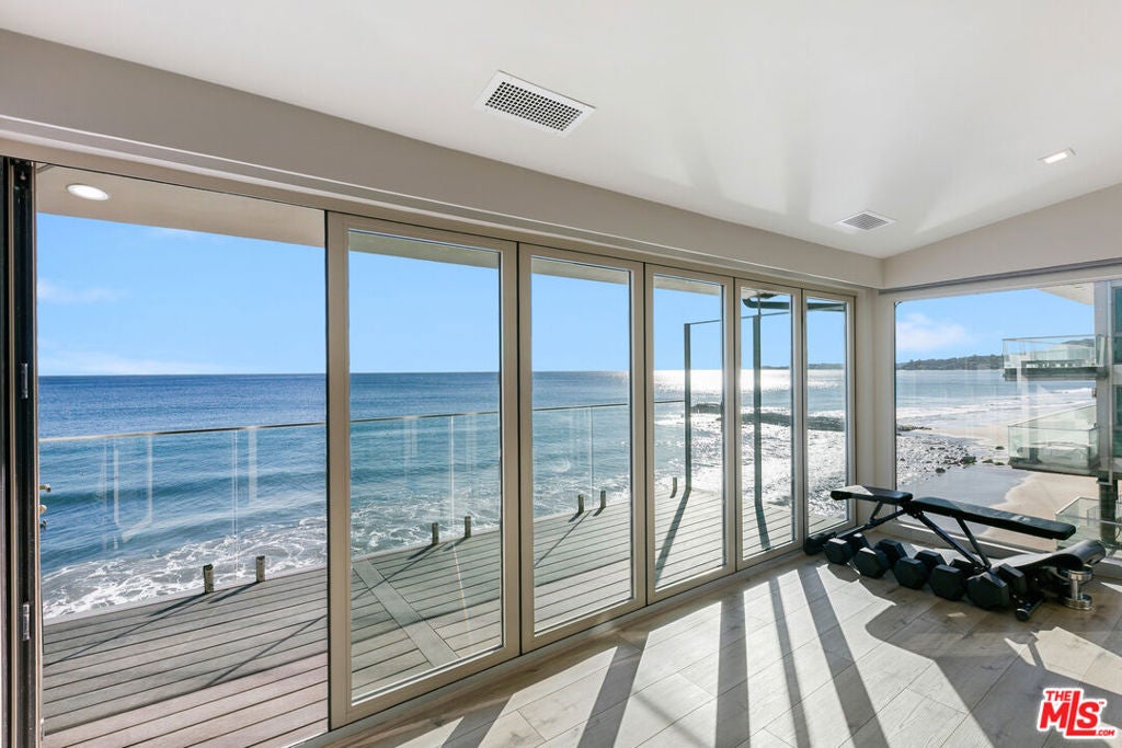 25216 Malibu Road
