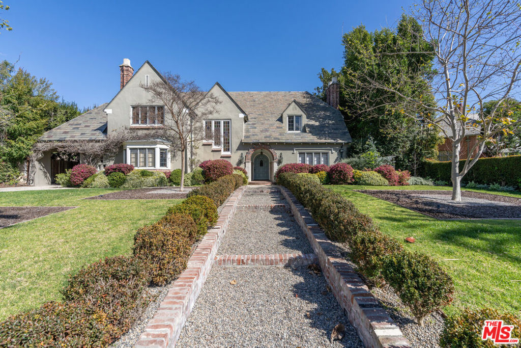 Properties 4 340 S Plymouth Boulevard