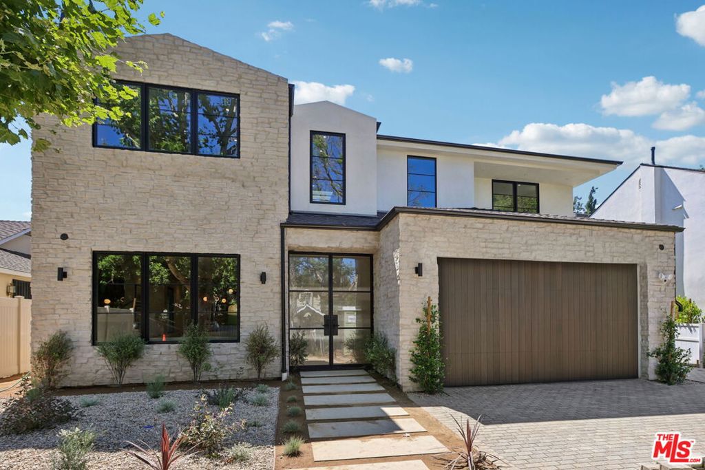 Properties 1 4113 Woodman Avenue