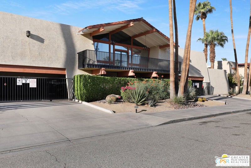 1407 N Sunrise Way 22