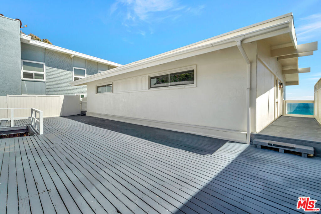 25330 Malibu Road A & B