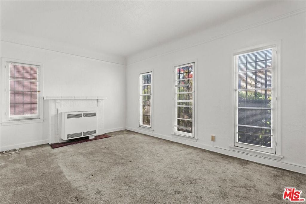 630 S Cochran Avenue