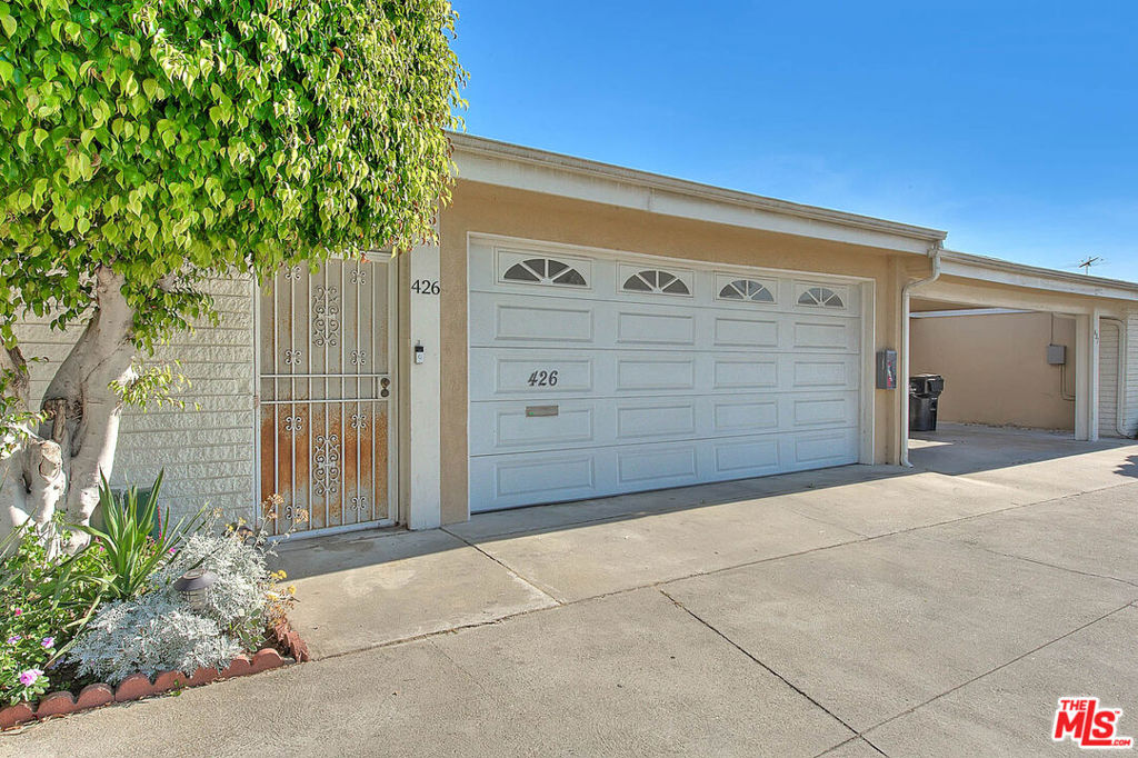 3500 W Manchester Boulevard 426