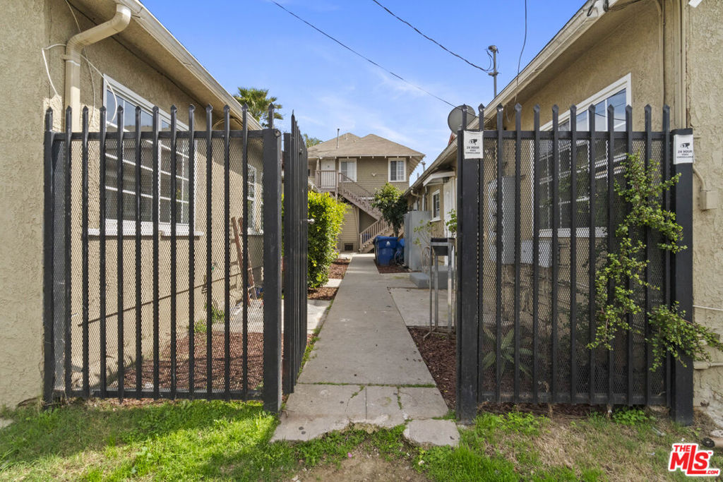 2939 Brighton Avenue