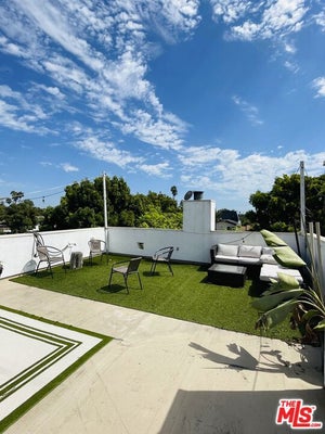 639 NAVY ST APT B, SANTA MONICA, CA 90405 - Image 0fd9e020f6d6aa0f4ec00c5d6cc629c3/1042809776