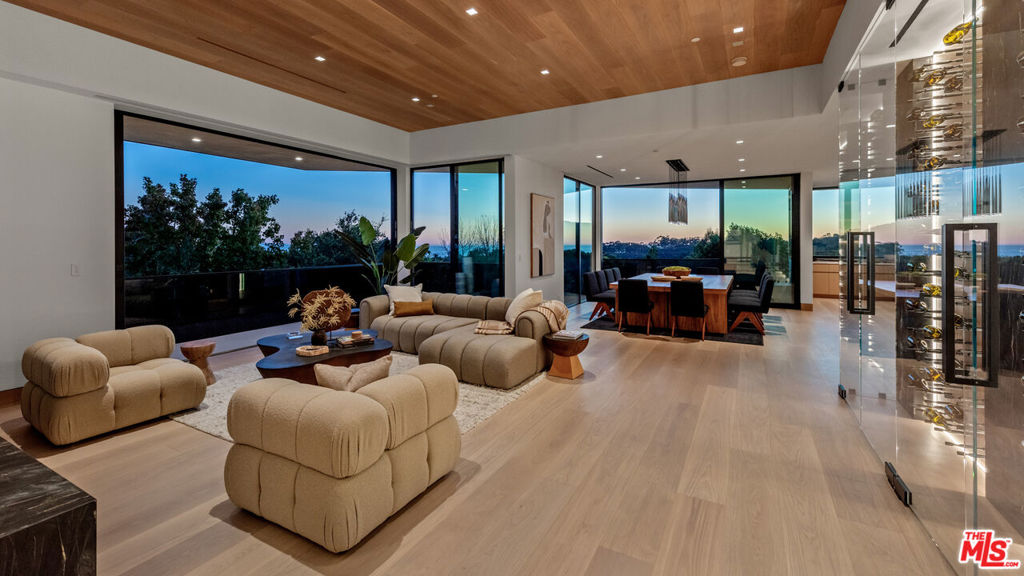 Properties 4 1600 Casale Road