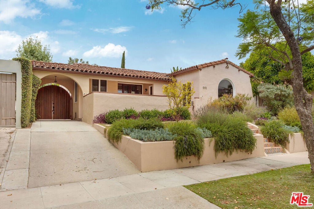 901 S Ogden Drive