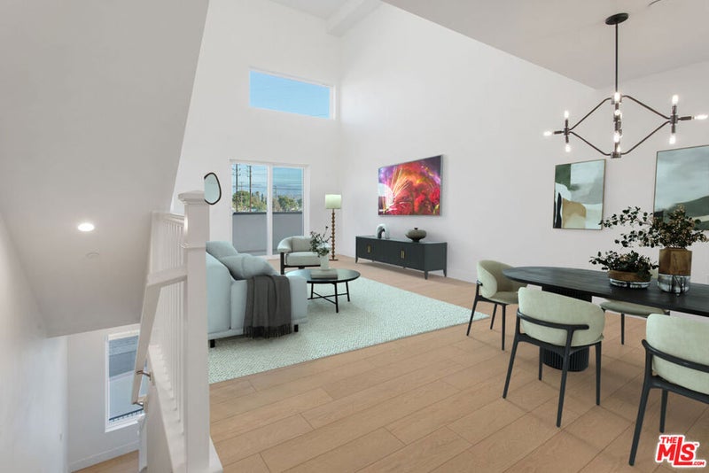 11220 Victory Boulevard 3