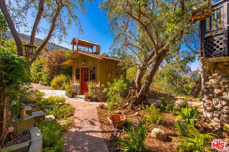 1328 Fernwood Pacific Drive