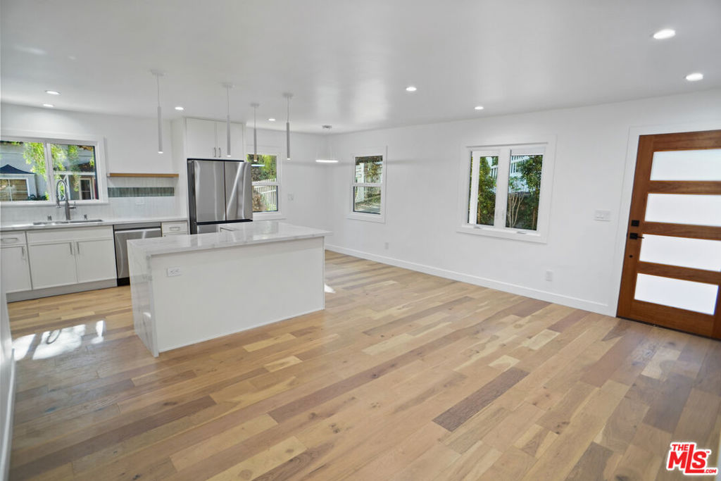 9615 Highland Gorge Drive