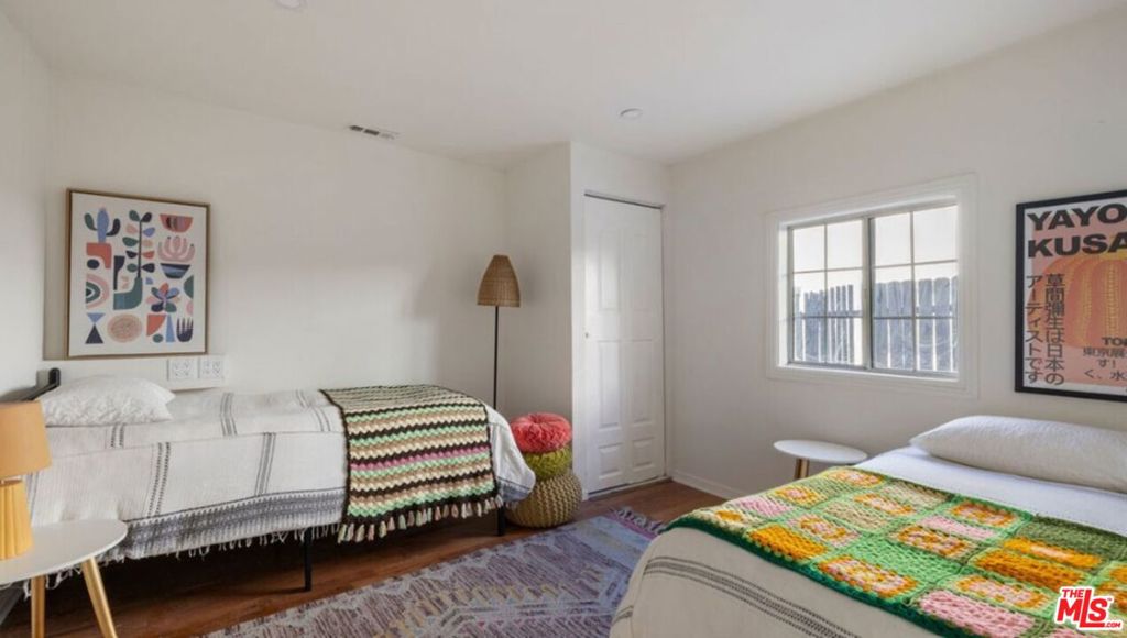 1222 N Virgil Avenue