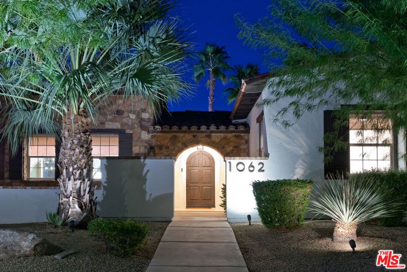 1062 Bella Vista Vista