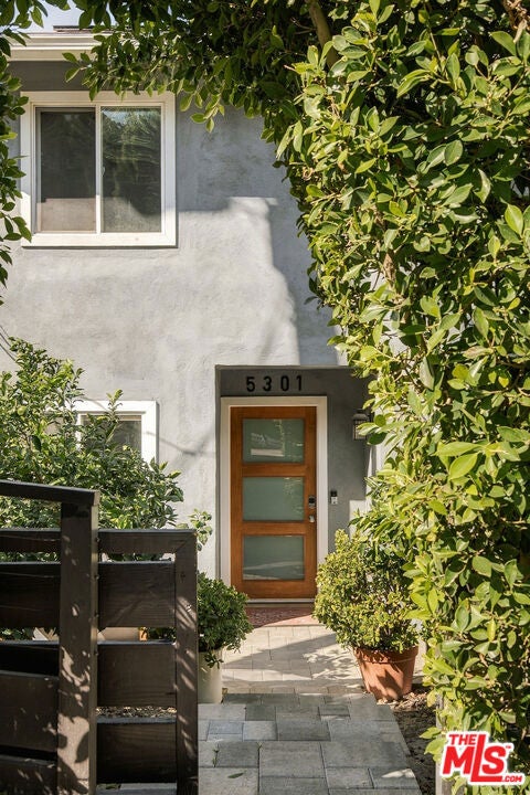 5301 Calatrana Drive