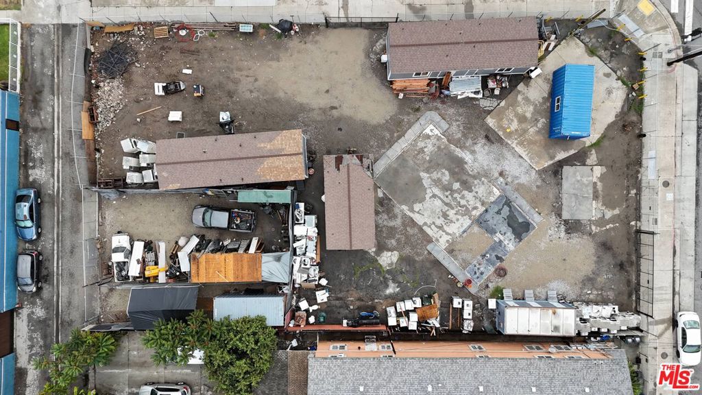 11936 S Central Avenue