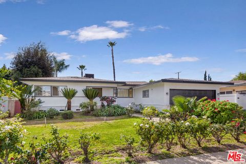 19168 Erwin Street Tarzana CA 91335