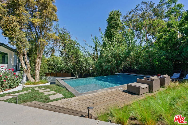 3751 Multiview Drive