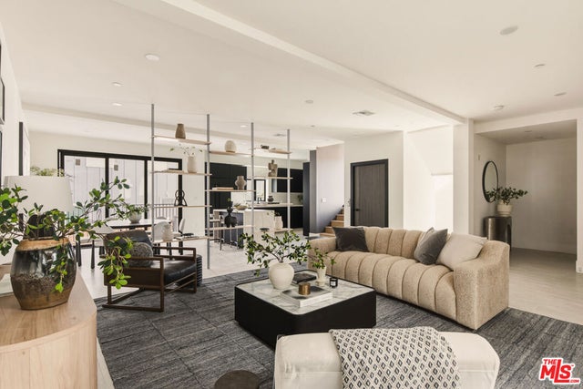 11967 Mayfield Ave 108 #108, Los Angeles