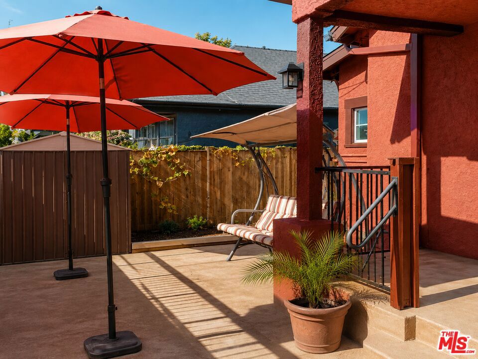 657 W 66th Street