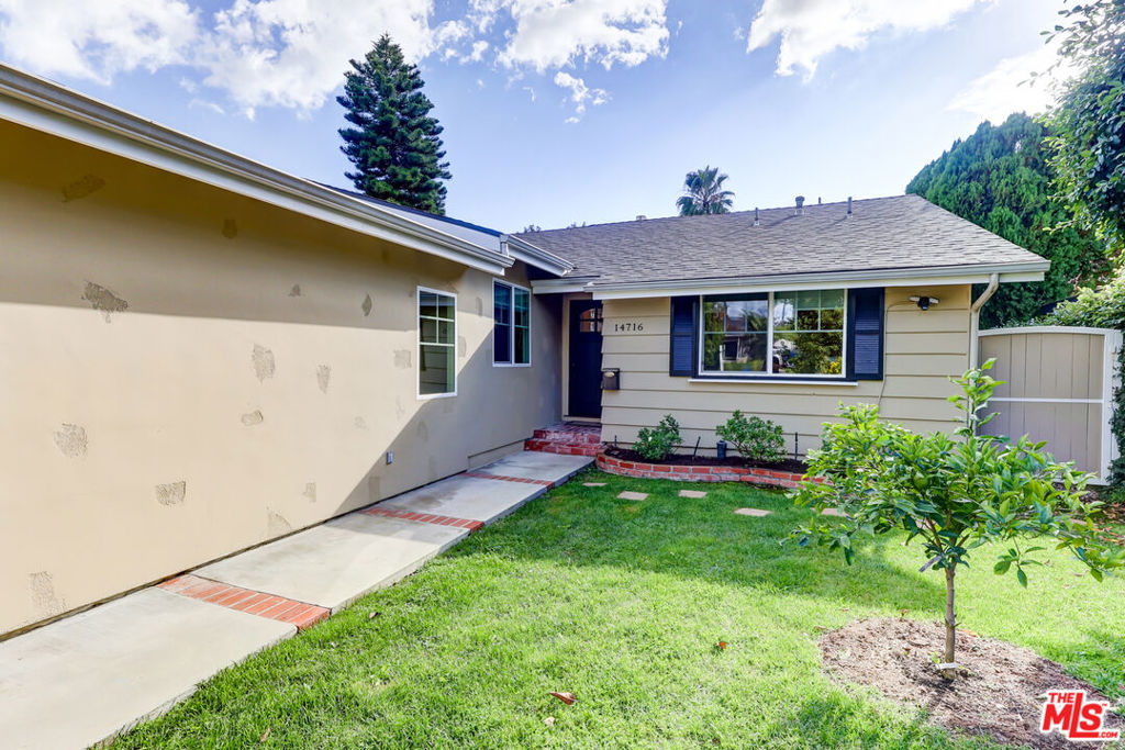 14716 Cumpston Street